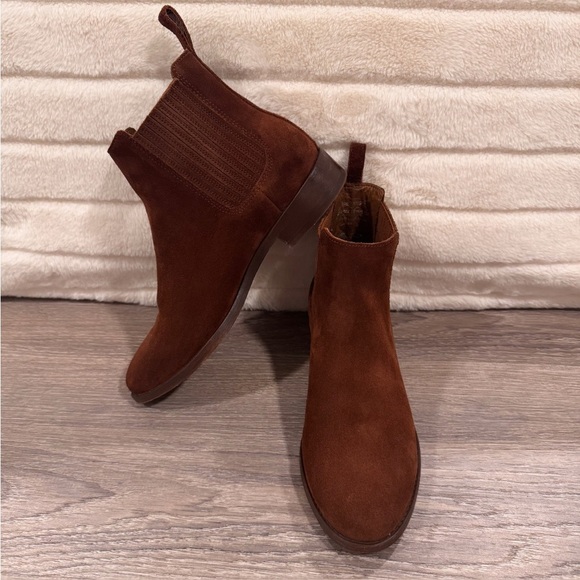 THURSDAY BOOT CO. The Dreamer Cinnamon Brown Suede Chelsea Booties Size 7.5 - Picture 3 of 14